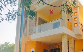Saurabh Guest House, Akkalkot